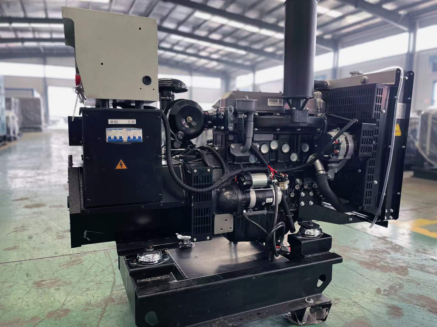 灵川如何降低电感性负载对发电机的影响？