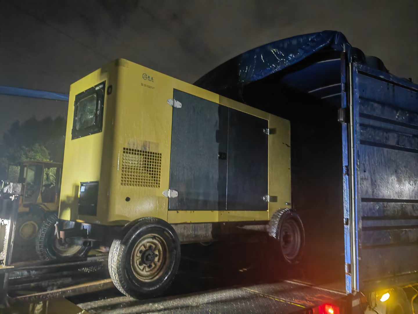 灵川如何根据负载特性选择合适的柴油发电机？