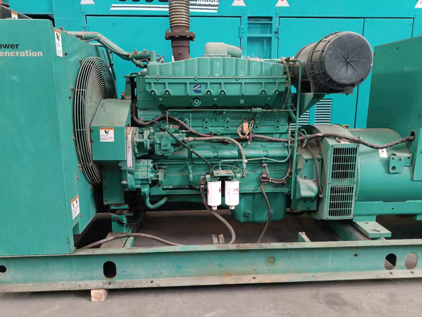 灵川过载会对 600kW 柴油发电机组造成哪些损害？