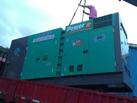 灵川柴油发电机组转速不稳定时，如何对发动机进行维护？