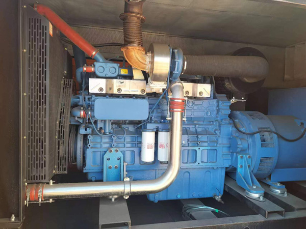 灵川柴油发电机组一般有几种电压输出？