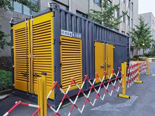 灵川如何使用转速表检查发动机的转速？