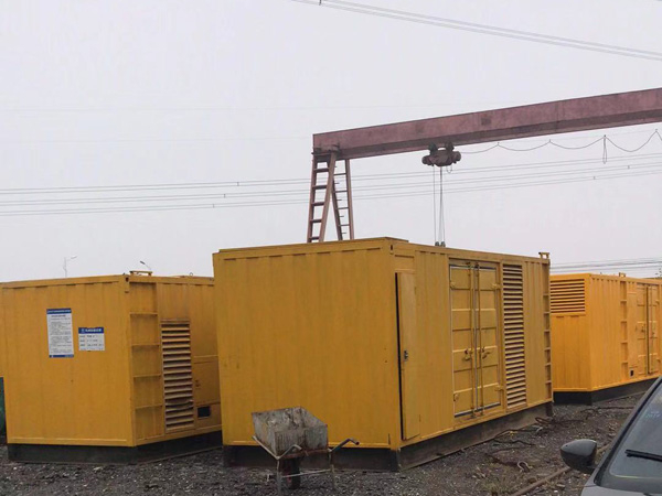 灵川100kw柴油发电机组每小时油耗？